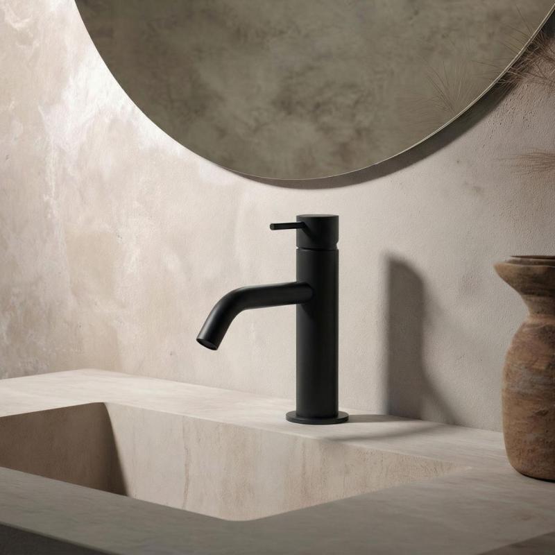 Waterevolution Flow tvättställsblandare matt svart T110PR