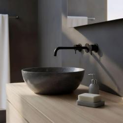 Waterevolution Flow 3-håls infälld tvättställsblandare matt svart med utlopp 25 cm T1163FPR-25