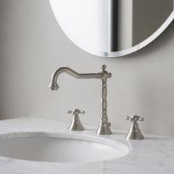 PB klassisk 3-håls tvättställsblandare med stjärnformade vred och en pip på 18,5 cm i rostfritt stål 1208854952