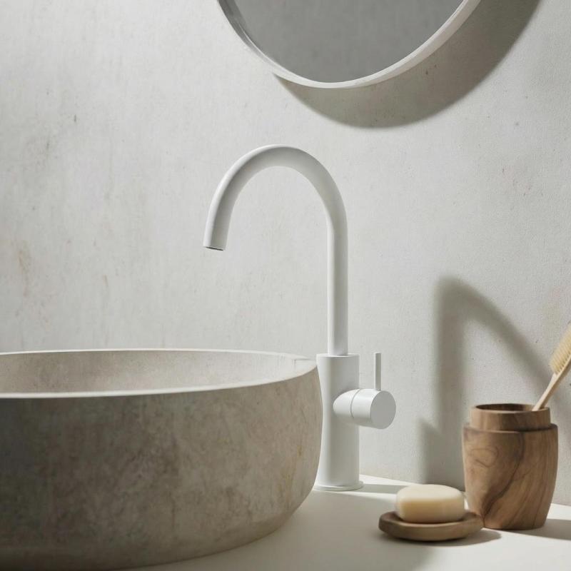 Waterevolution Flow tvättställsblandare hög modell matt vit T1121FUBR