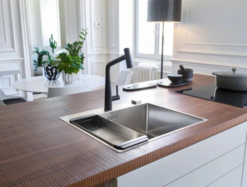 Franke Icon Kökskran matt svart med utdragbar pip 115.0625.190