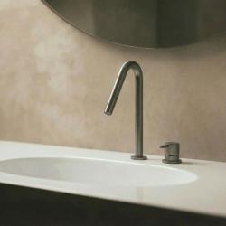 Waterevolution Flow 2-håls handfatskran PVD Gun Metal med liten V 120 mm utlopp T1121VGME