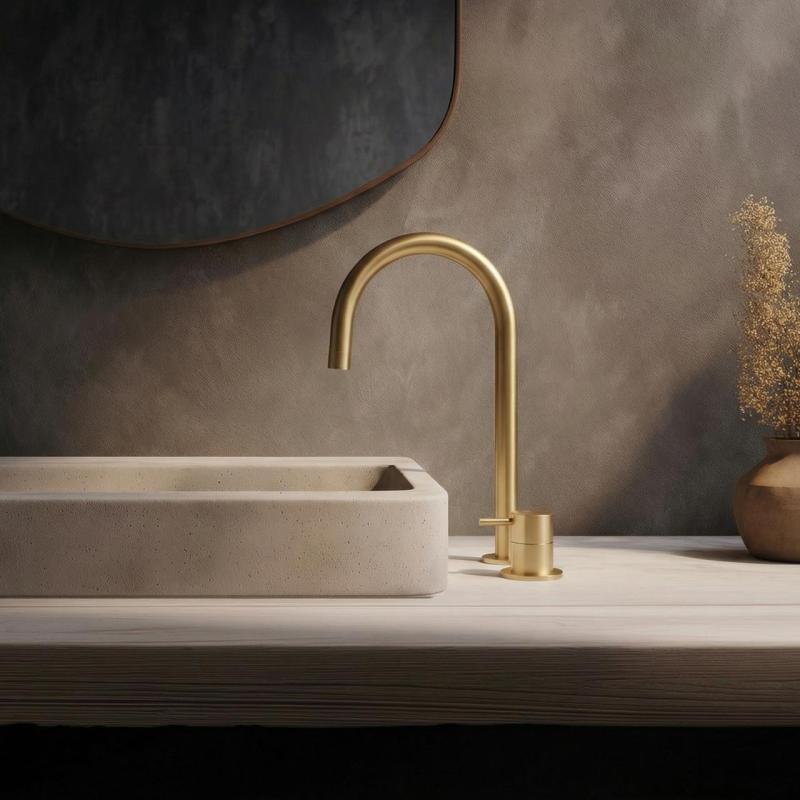 Waterevolution Flow 2-håls tvättställsblandare med hög U 200 mm utlopp Light Gold T1122UWGE