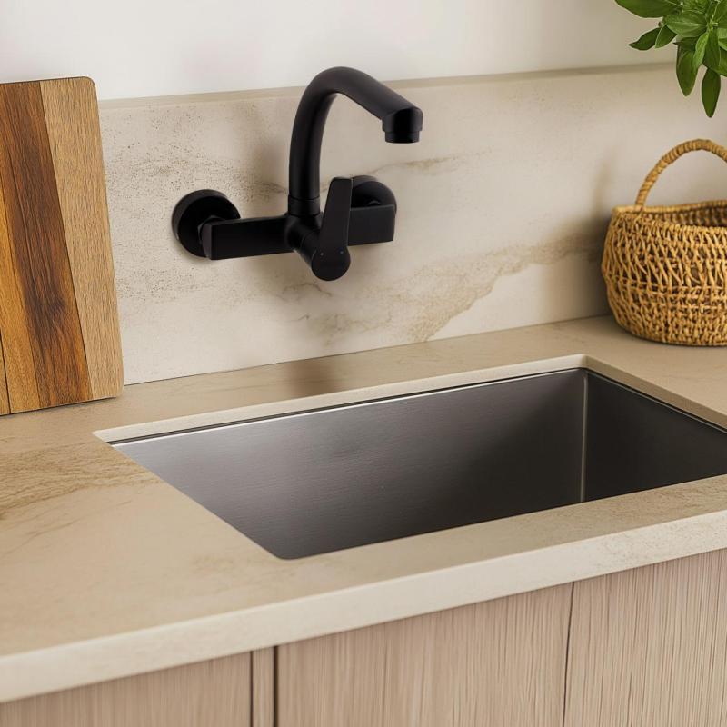 AquaTrimo Chopin köksväggkran med topputlopp matt svart 21CP7073SW