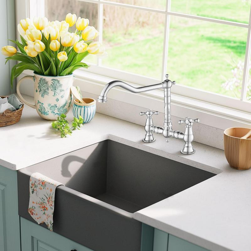 AquaTrimo Windsor 2-håls klassisk köksnostalgisk bro kökskran med vinkelutlopp krom 21WS7653CM