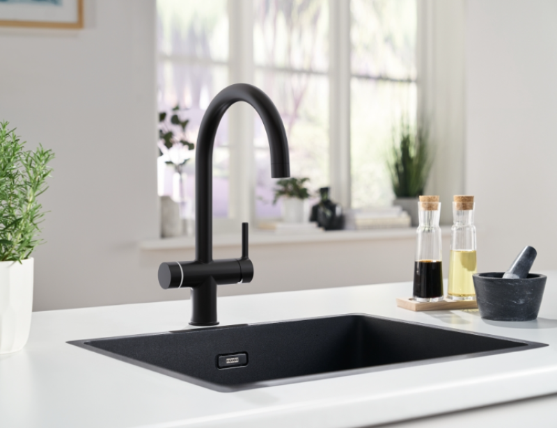 Franke Maris vattenhub 4L panna 3-i-1 med Touch elektronisk kokande vattenkran matt svart med vattenhub blandningsset 1208957949