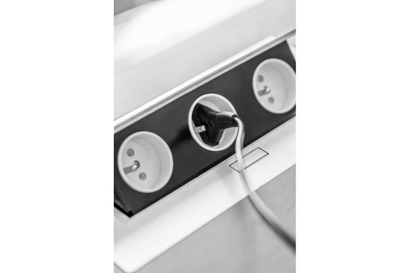 Rektangulärt infällt uttag 1208958681