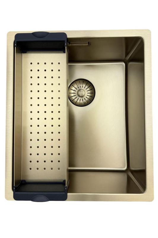 Pure.Sink Prestige diskho 34x40 cm PVD Guld 10mm radie undermonterad, planmonterad och ovanpåliggande PPG3440-60.