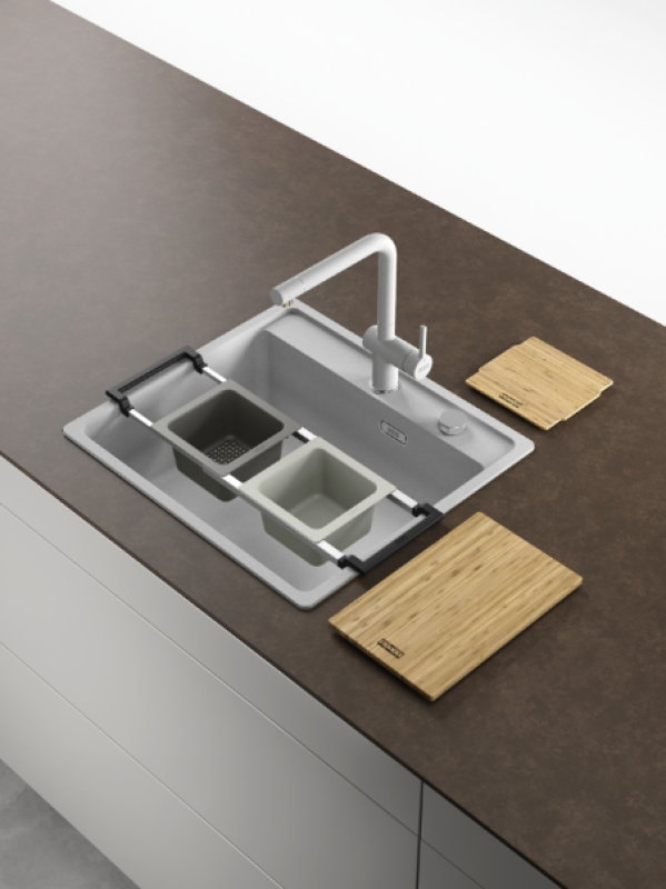 Franke Universal Accessory All-In Set 2 - Skärbräda, Plastinsats, Plastlåda och Teleskopisk Bro 112.0655.482