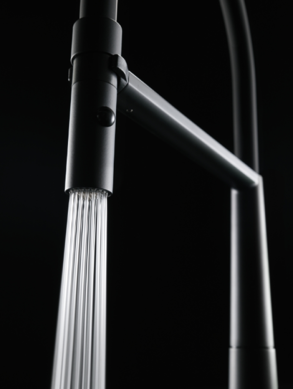 Franke Icon Enhandtags Köksblandare med Flexibel Handdusch, Svart 115.0690.598