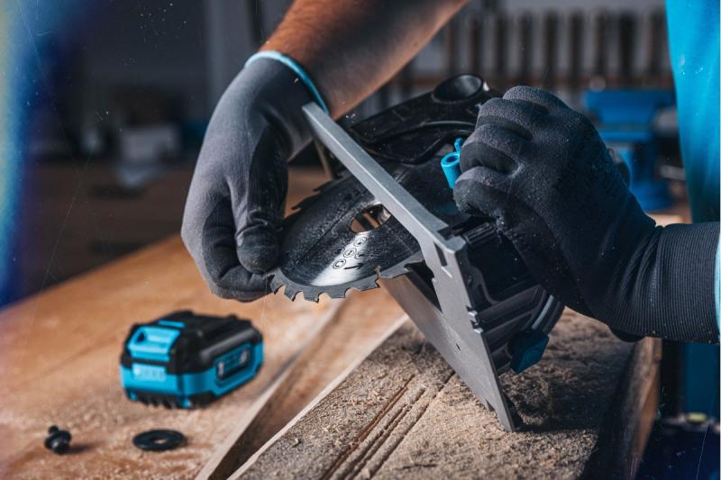 HÖGERT batteridriven cirkelsåg, 18V, utan batteri, dammsugaranslutning