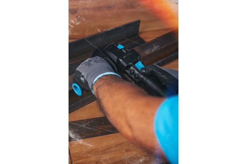 HÖGERT Sladdlös vinkelslip med paddelbrytare, 125MM, 18V, set med batteri, laddare, tillbehör