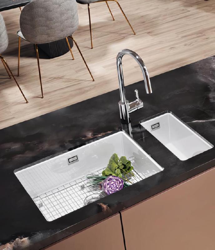 Ausmann Keramisk Glöd Keramisk Vit Halv Handfat för Ovanpå- och Underbyggnad 174 x 400 mm med Rostfri Stålplugg 1208970734