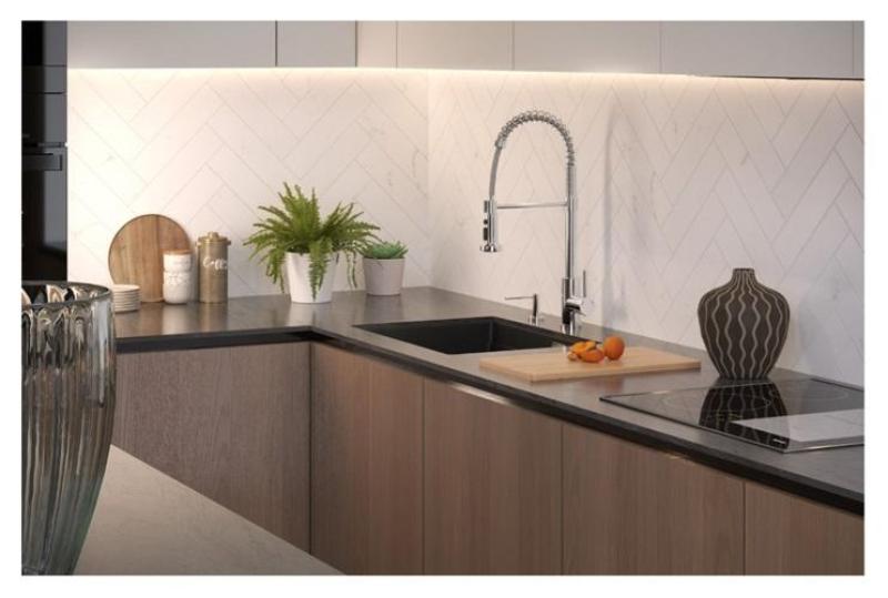 Quadri Redwick köksblandare Krom med halvflexibel utlopp och dusch med 2 strålstyrkor plus vattenstopp-funktion 1208971412