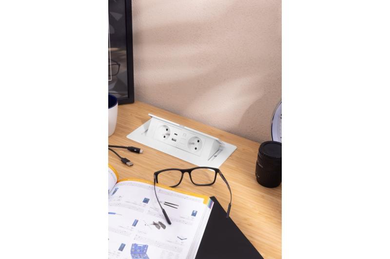 MULTISOFT Möbelsuttag 2x Uttag med Jordning, USB A+C, RJ45, Strömkabel med Stickkontakt, Vit