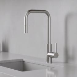 Pure.Sink Luxion Massiv rostfri köksblandare, fyrkantig med utdragbart utlopp PLXSQUA-02