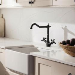 Aquanello Heritage Ascot Klassisk kökskran i nostalgisk stil, svart med vinklad pip BL-4002-HA