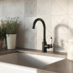 Aquanello Heritage Manor Klassisk kökskran i nostalgisk stil, svart BL-9001-HM