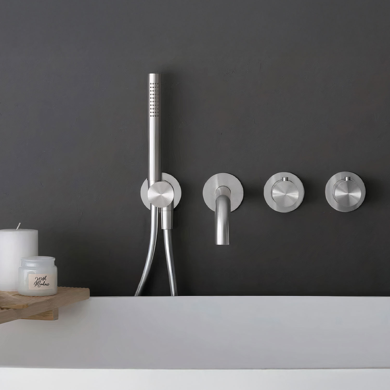 Komplett duschset vs. blandning av enskilda komponenter: Vilket höjer din badrumsdesign?